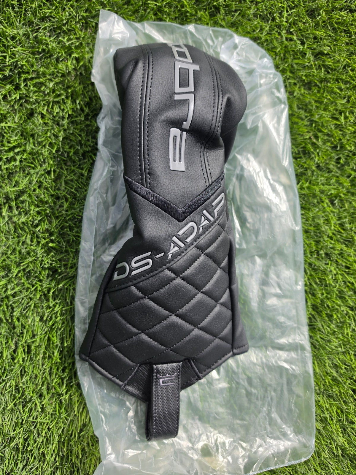 Cobra DS-ADAPT LS Driver 9° Stiff Denali Black 60 RH NEW w/ Headcover - Image 8