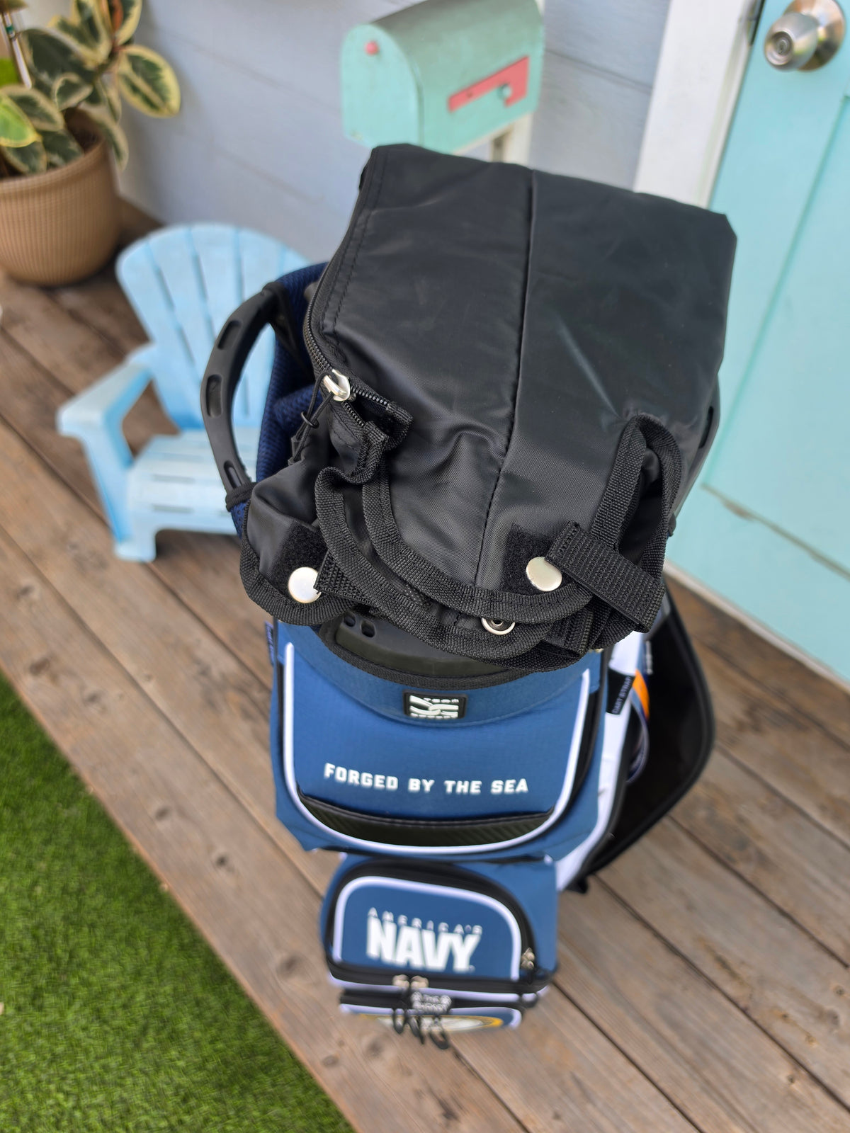 Team Effort U.S. Navy Bucket III 14-Way Cooler Golf Cart Bag w/ Rain Hood - Image 9